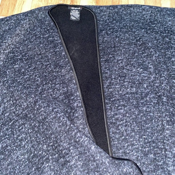 Ike Behar Reversible Open Poncho Shawl - Picture 4 of 7